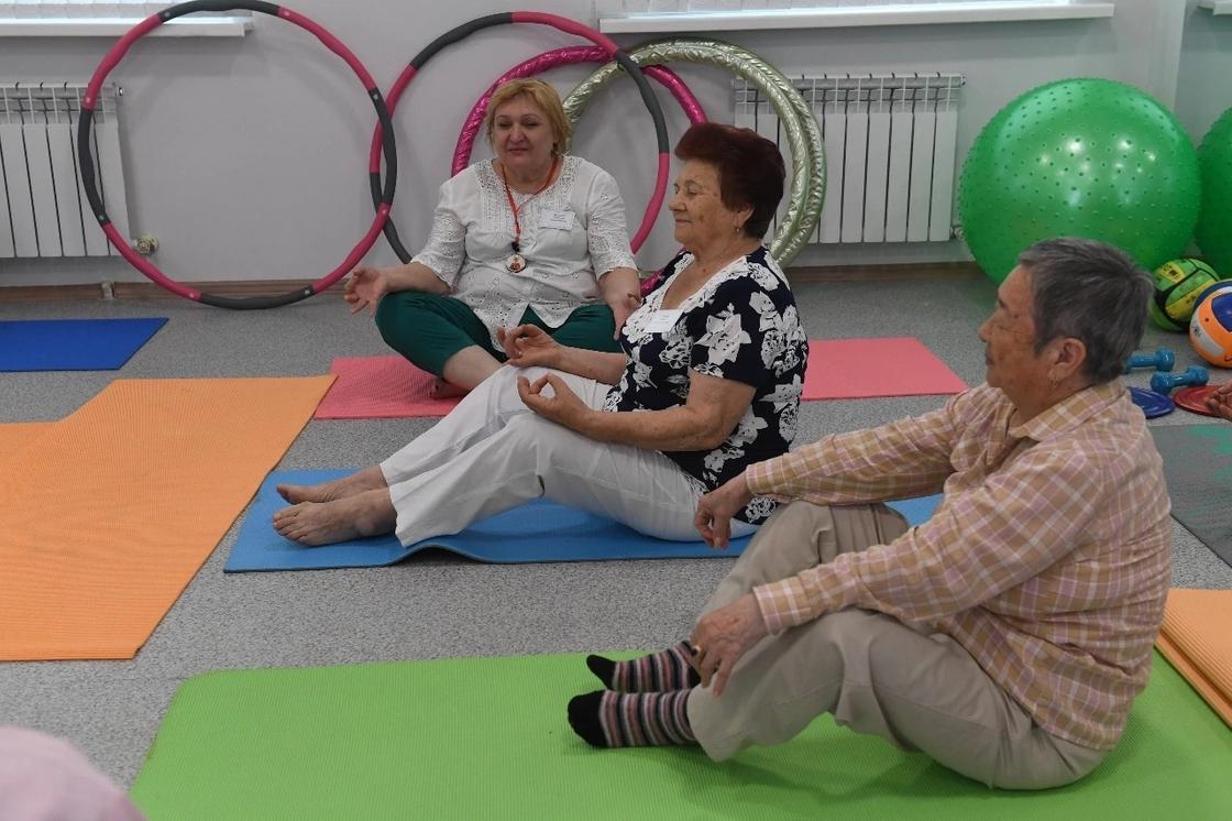 Активное долголетие для пожилых. Центр активного долголетия в Алматы. Проект активное долголетие для пожилых. Проекты для пенсионеров. Проекты реализуемые в центрах активного долголетия.