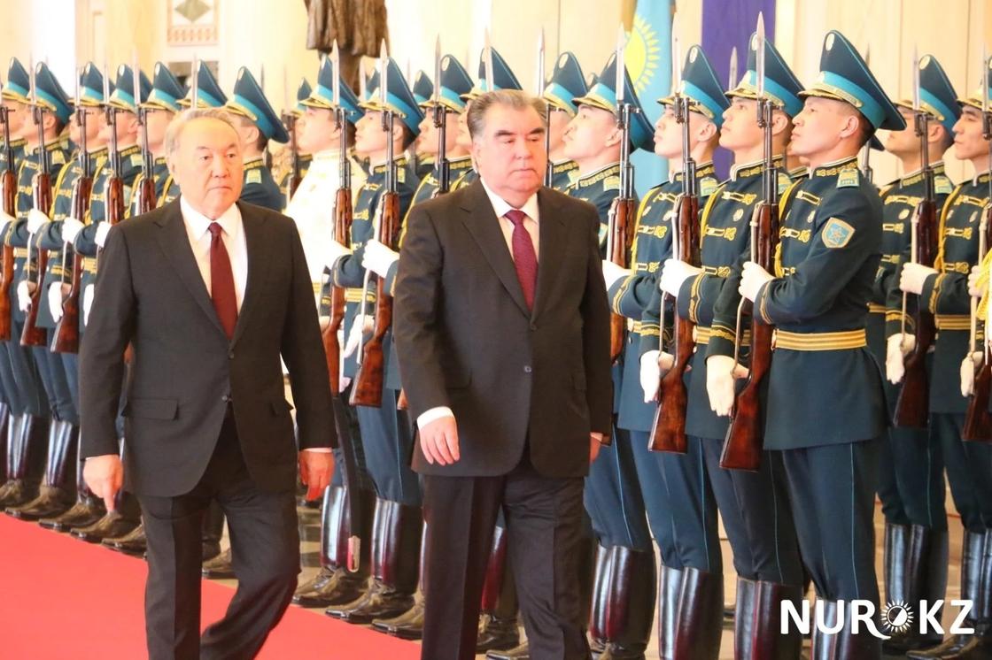 Рахмон отреагировал на отставку Назарбаева