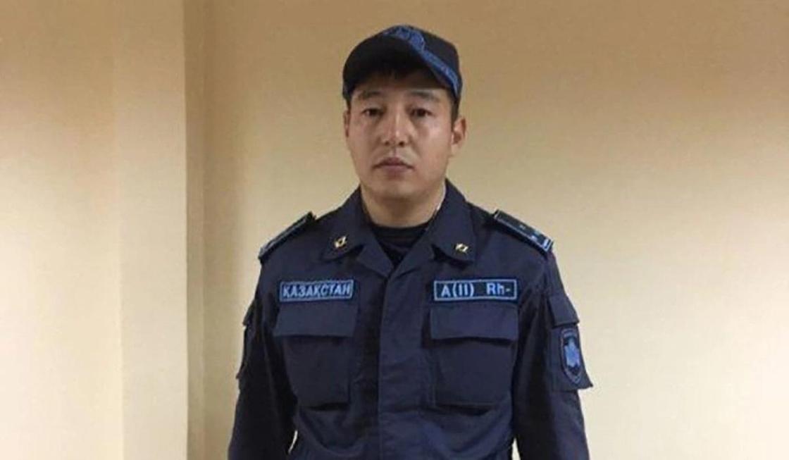Офицер Нацгвардии задержал подозреваемого в убийстве мужчины в Темиртау