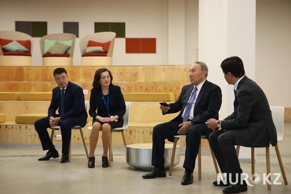 Нурсултан Назарбаев встретился с представителями IT-компаний в Алматы