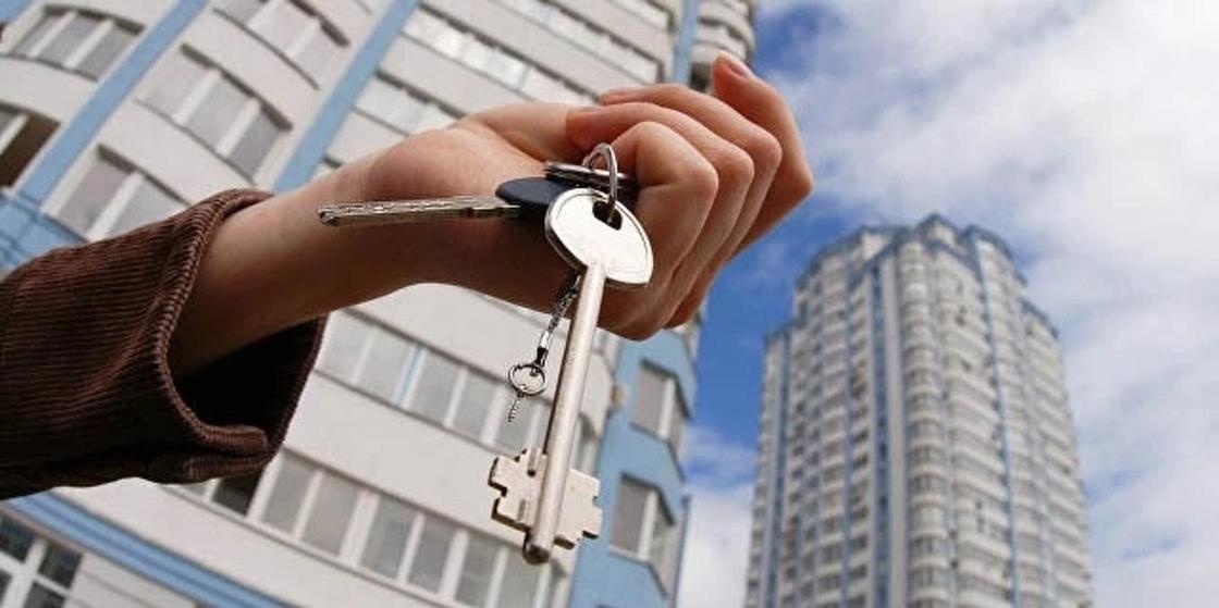 Предлагали «легализовать» пустующие квартиры: в Шахтинске судят квартирного мошенника