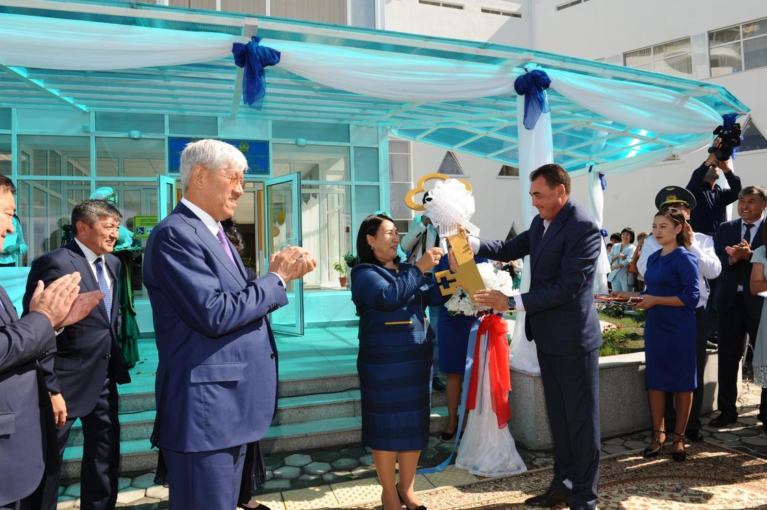 Две новые школы на 2400 мест открыли в Талдыкоргане