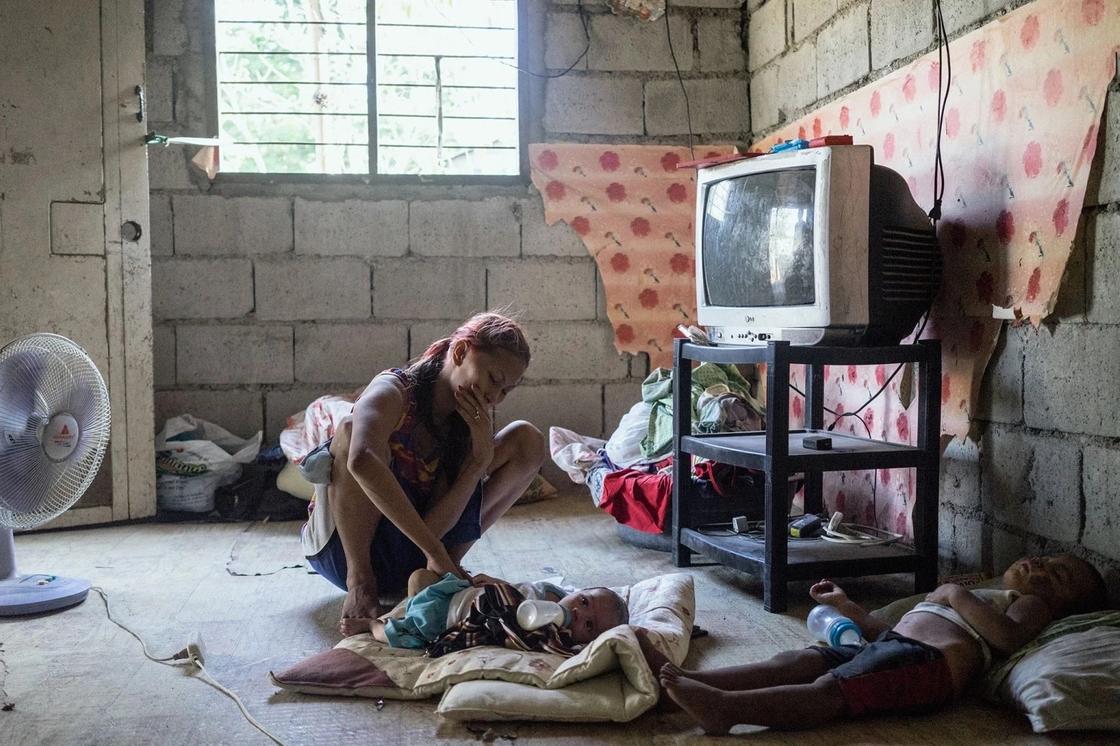 Тайфун бесчестия: как стихия ввергла целое поколение филиппинок в проституцию