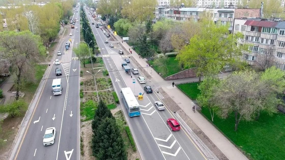 Новые правила движения начали действовать на улице Тимирязева в Алматы