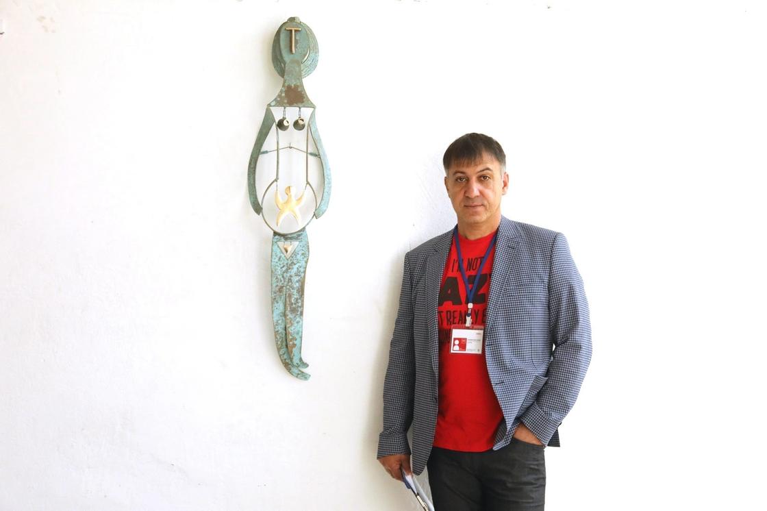Бухгалтер-художник и бригадир-фотограф: участники арт-фестиваля в Алматы рассказали, как совмещают работу и хобби