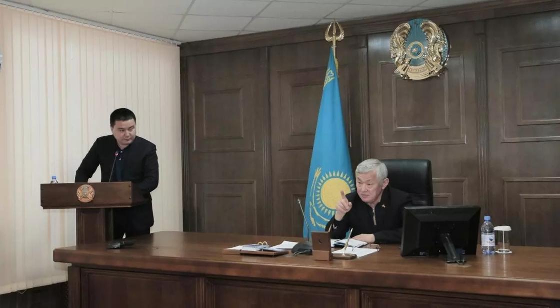 Сапарбаев поручил проверить занимающийся перевозками транспорт
