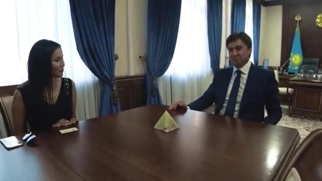 Габидулла Абдрахимов рассказал Наzиме, почему Шымкенту присвоили 17 регион (видео) Габидулла Абдрахимов рассказал Наzиме, почему Шымкенту присвоили 17 регион (видео)