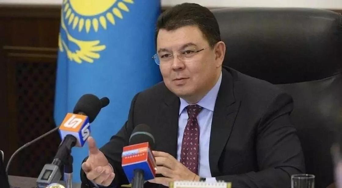 Бозумбаев рассказал, что газ придет в Нур-Султан в ноябре