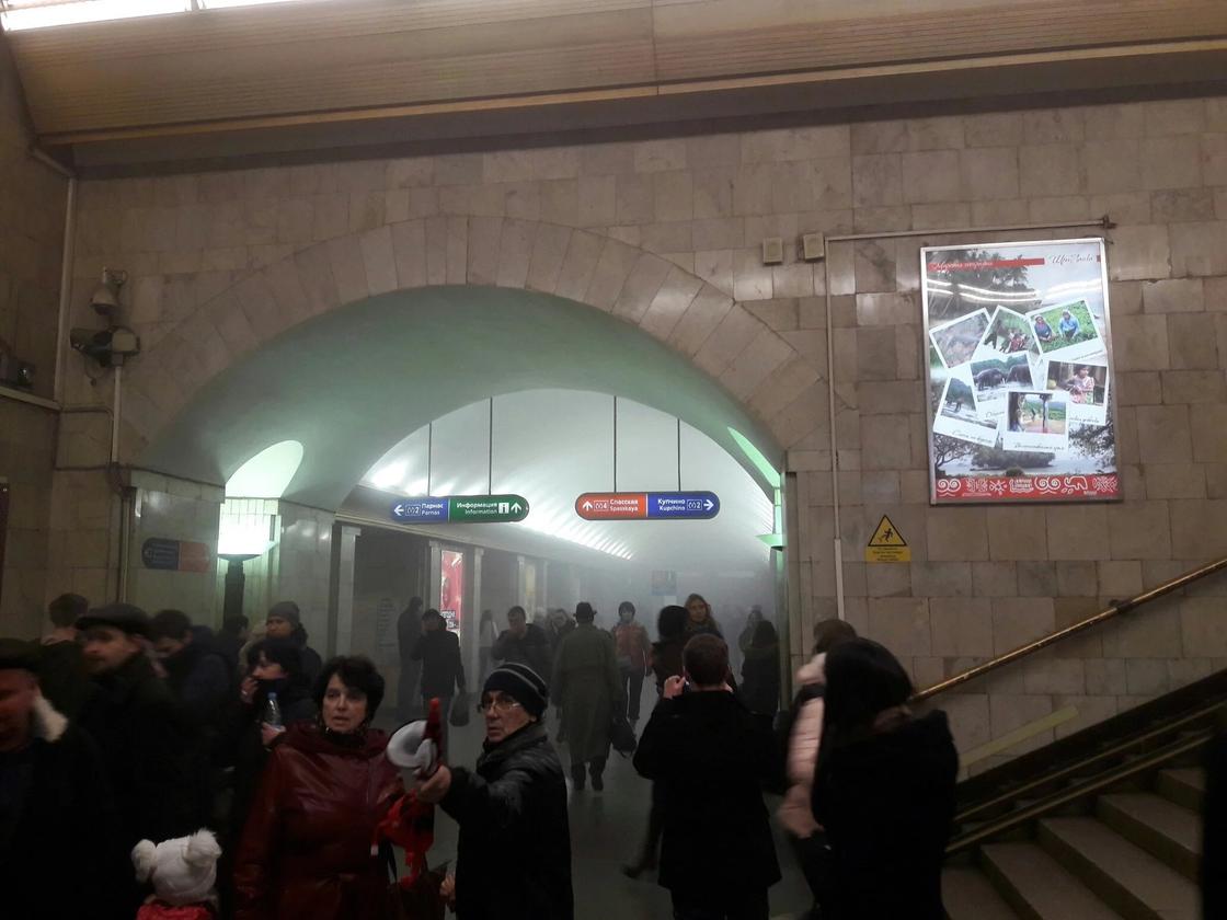 Теракт в питерском метро: 10 человек погибли, 47 пострадали