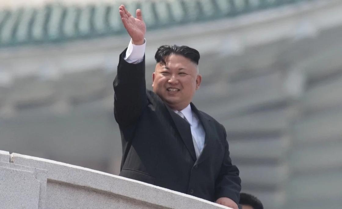 СМИ сообщили о том, что Ким Чен Ын горит желанием заключить мир с США