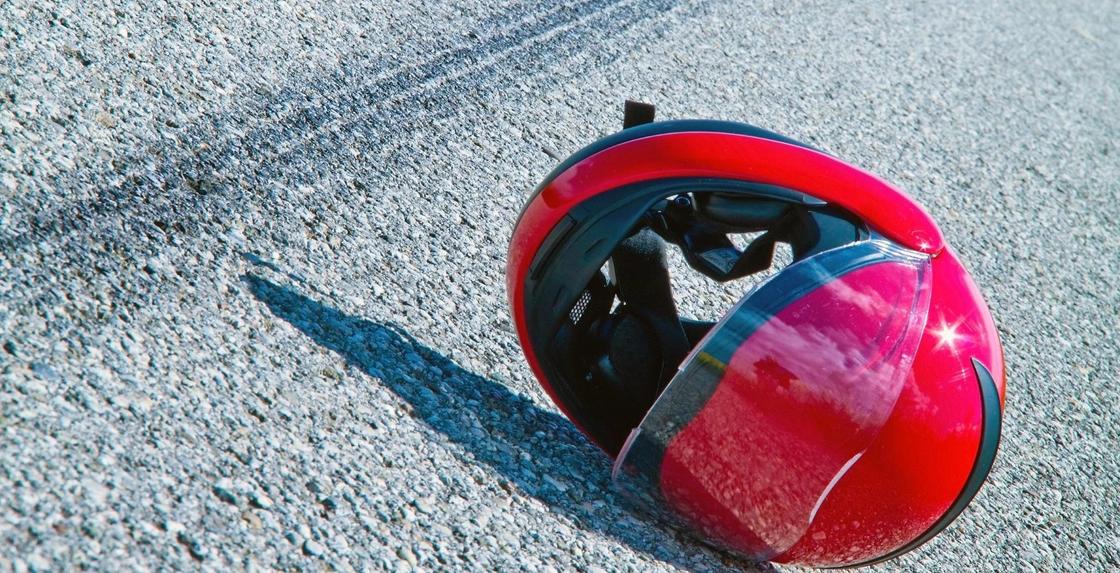 Сбившего насмерть мотоциклиста сотрудника аэропорта не стали задерживать в Караганде