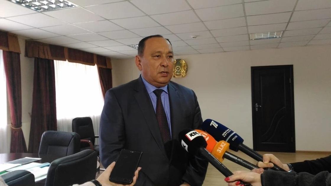Почему подрались медики в управлении здравоохранения, объяснил главный врач Павлодарской области