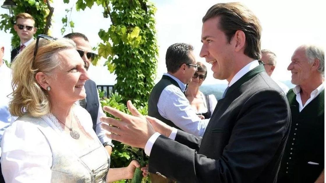 Как Путин веселился на свадьбе австрийского министра (фото)