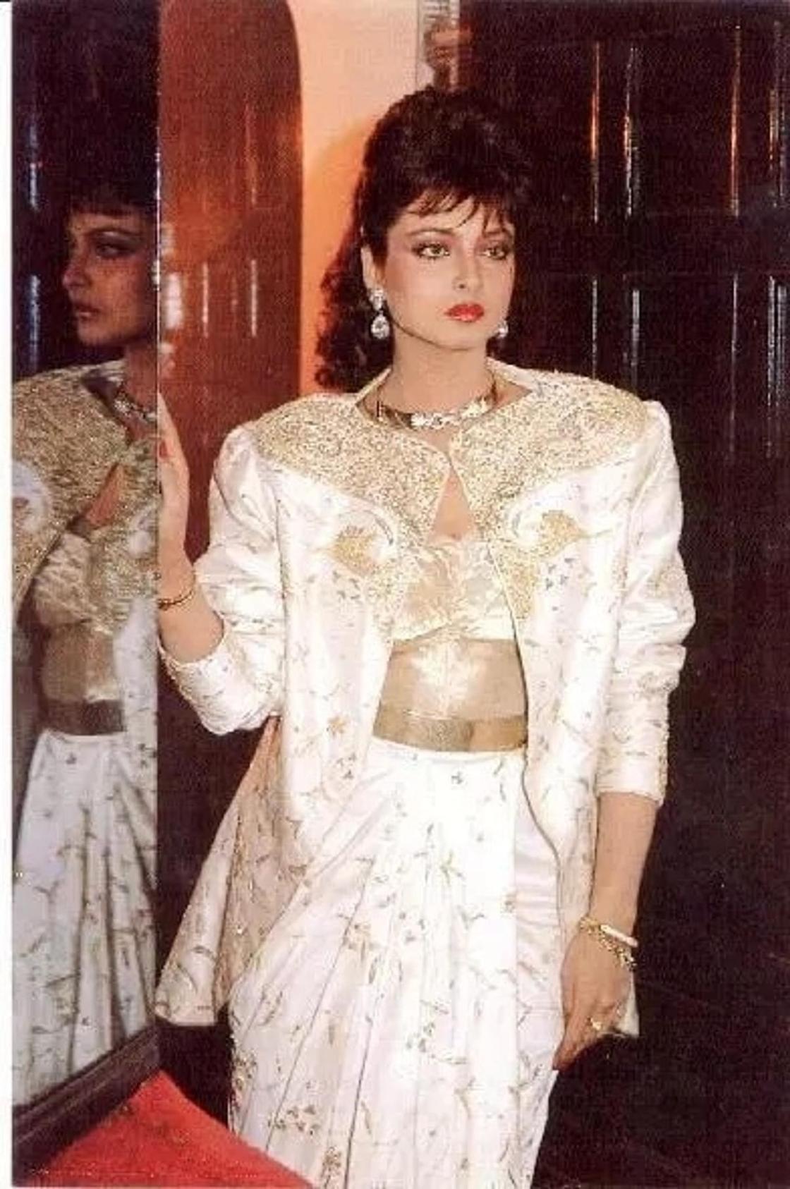 Жену Кайрата Нуртаса с бордовыми губами сравнили с индийской актрисой (фото)