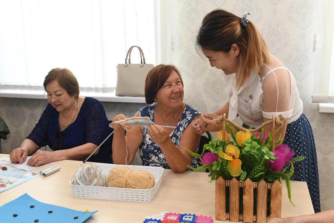 В Алматы открылся специальный Центр для людей старшего поколения