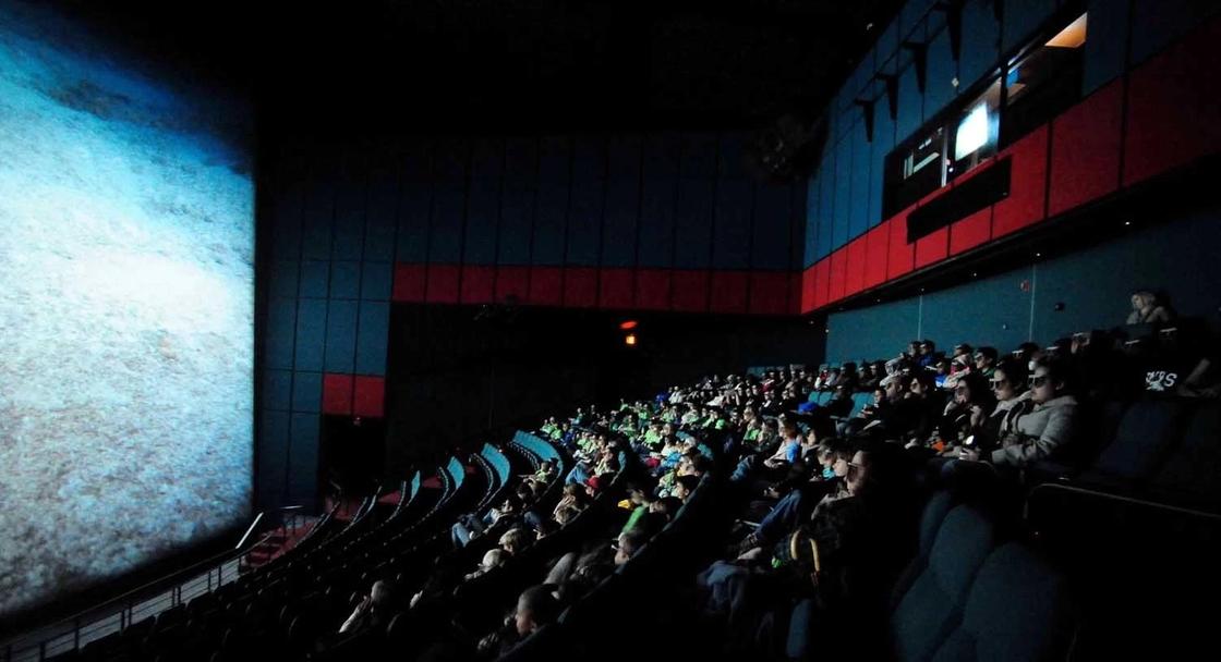 Сколько стоит билет в кино в городах Казахстана