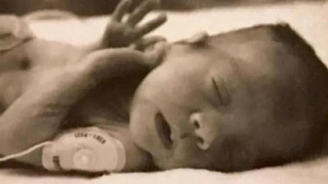 "Я должна была родиться мертвой": история выжившей после аборта