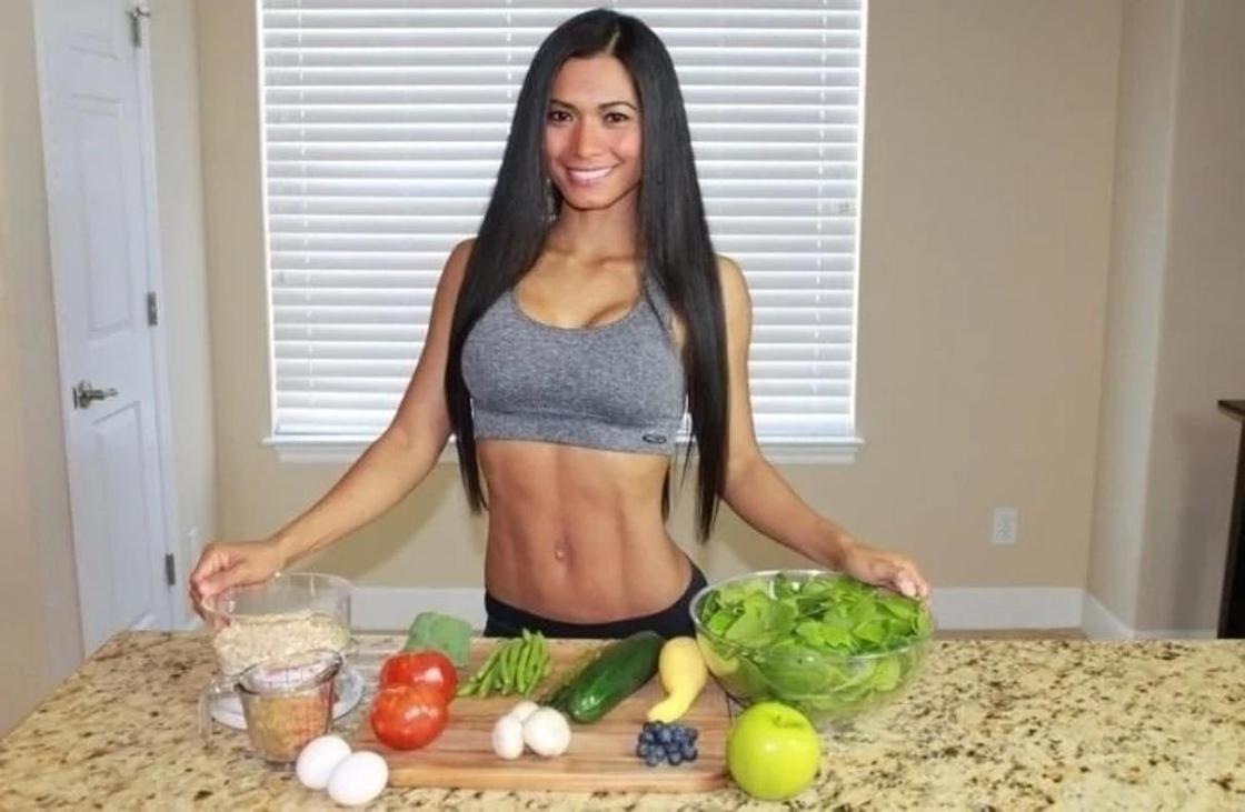 девушка с хорошей фигурой девушка с хорошей фигурой