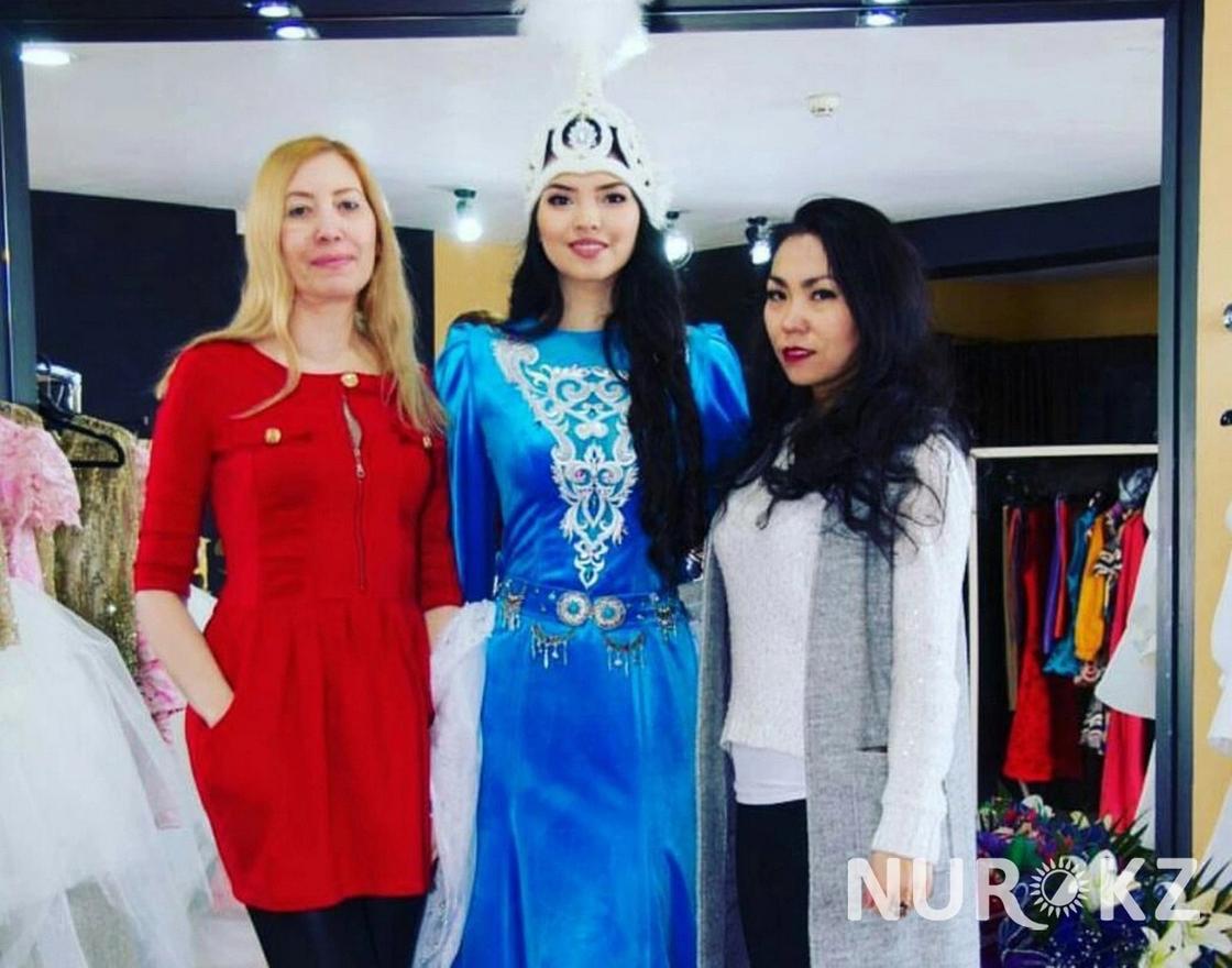 Казахстанка рассказала, как создает одежду в национальном стиле