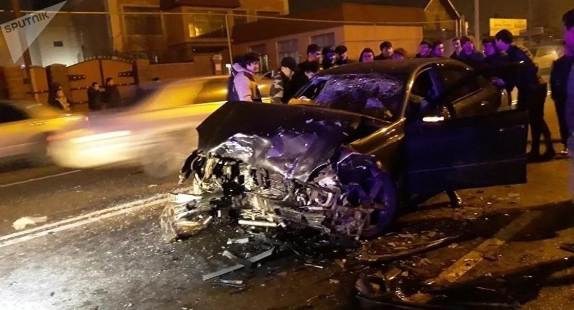 Пешеход спровоцировал ДТП в Алматы: пострадали пять человек (фото)
