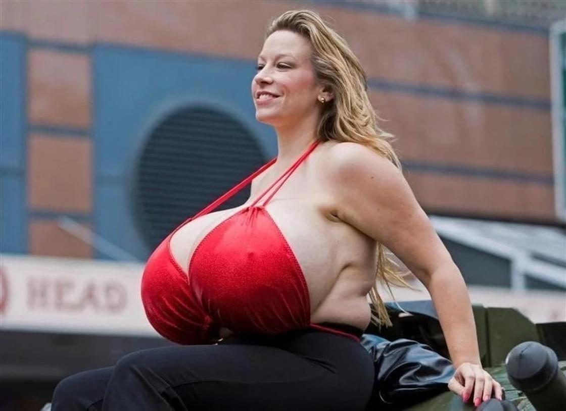 самая большая в мире грудью (119) фото