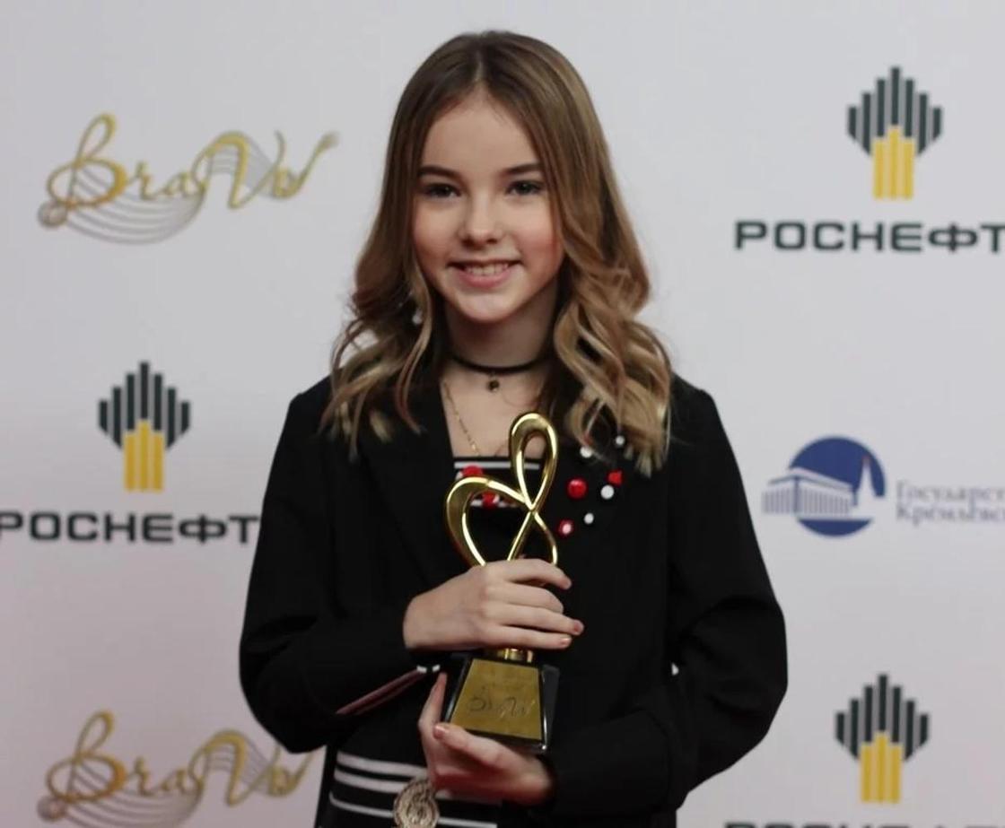 Данэлия Тулешова получила международную премию в Кремле (фото, видео)