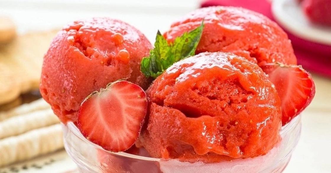 Чем заменить мороженое летом: Рецепты полезных холодных десертов