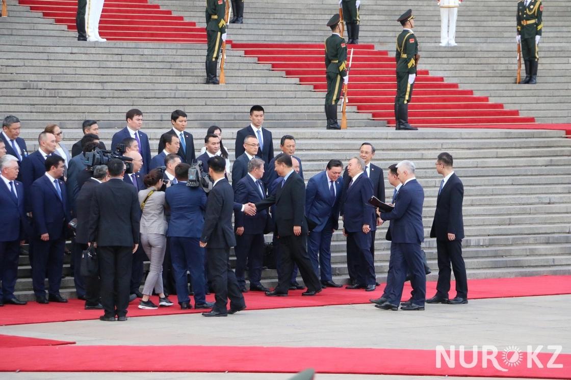 Назарбаев Си Цзиньпинмен кездесті. Фото: NUR.KZ
