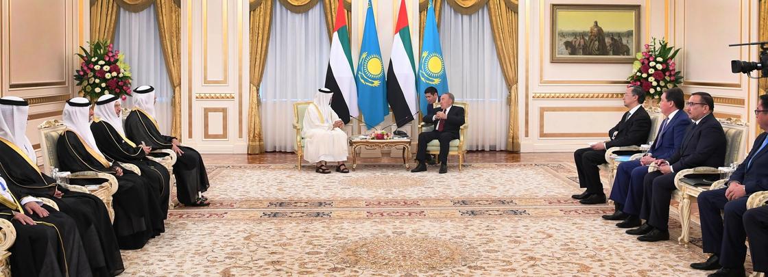 "Мы считаем Вас старшим братом": наследный принц Абу-Даби встретился с Назарбаевым в Акорде