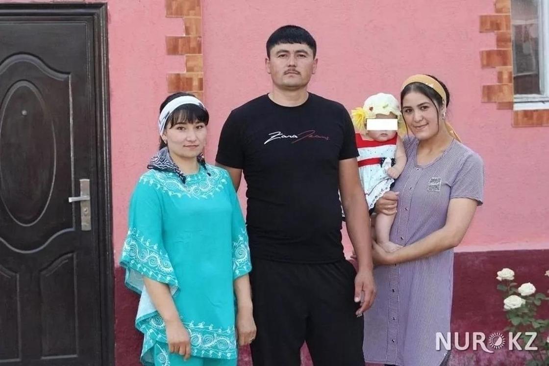 Как туркестанский парень смог убедить свою жену взять токал для увеличения потомства.