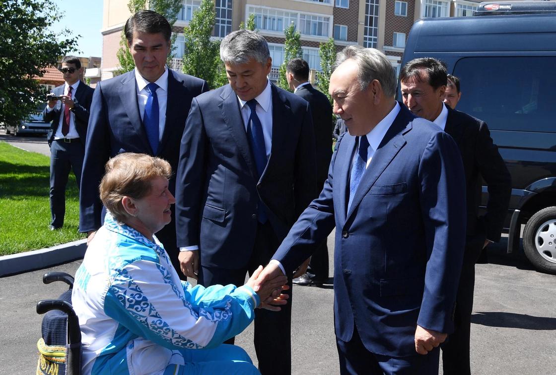 «Восхищаюсь вашей целеустремленностью»: Назарбаев встретился с паралимпийцами (фото)