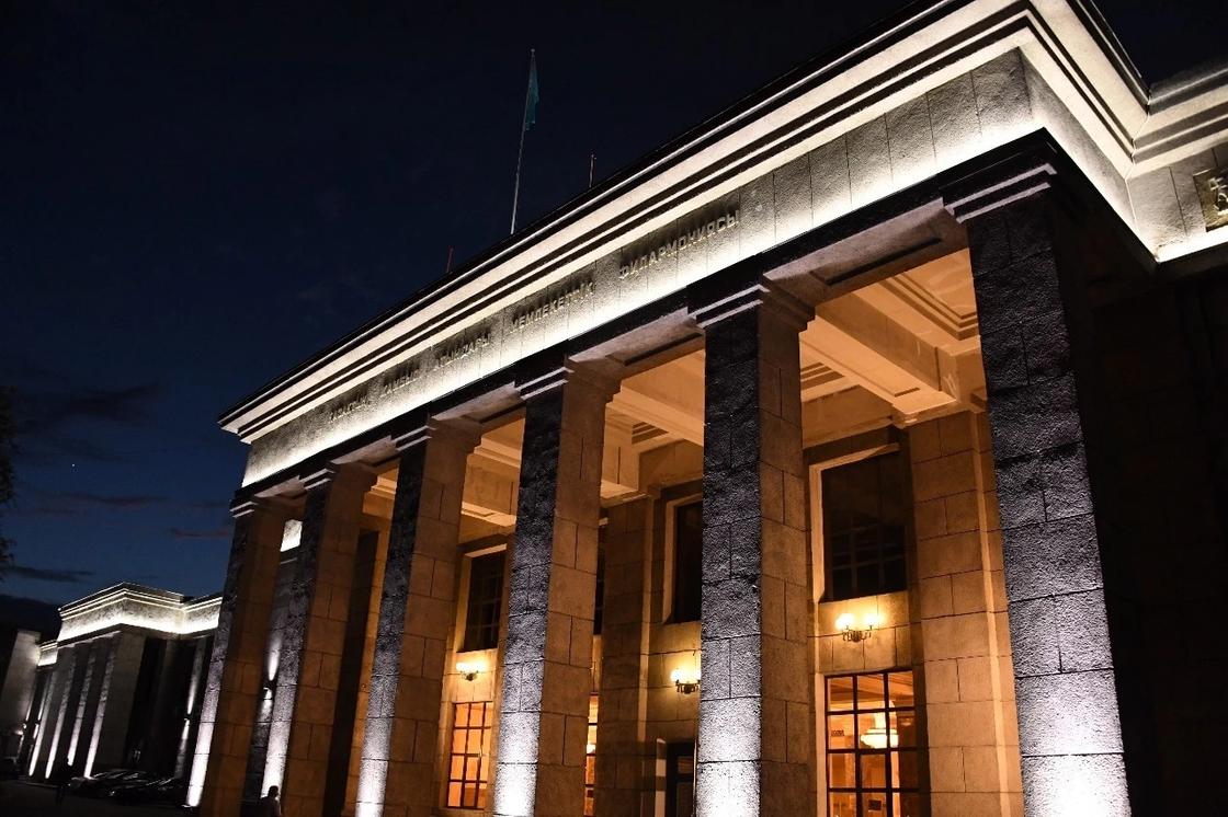 Исторический центр Алматы украсили архитектурной подсветкой (фото)