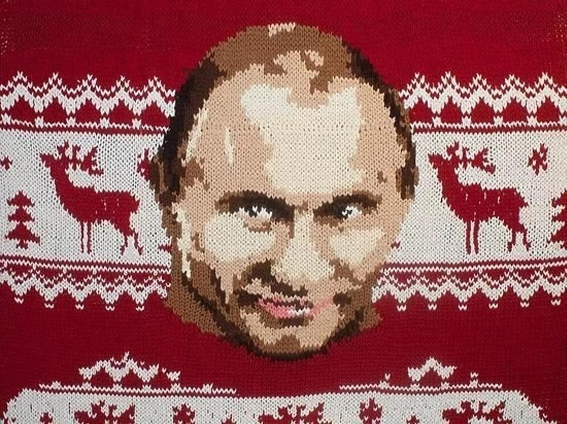 Трусы и ботинки с изображением Путина предложили его фанатам Трусы и ботинки с изображением Путина предложили его фанатам