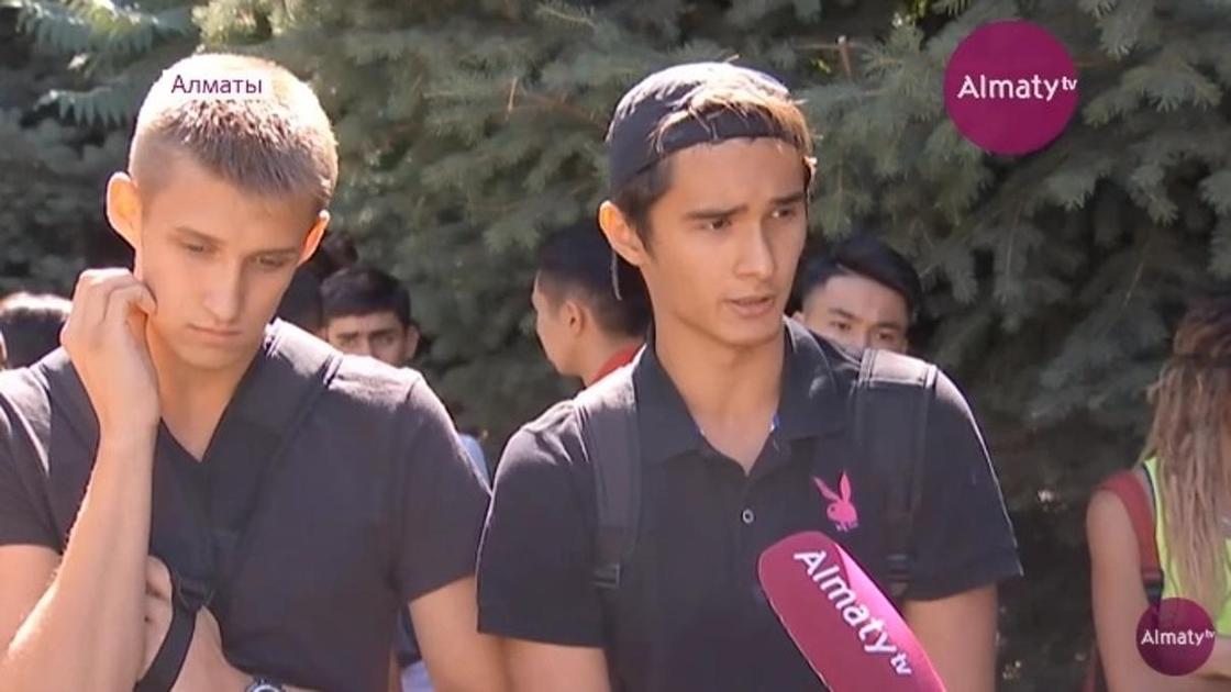 Скандал в Алматы: сотни абитуриентов остались без грантов на обучение