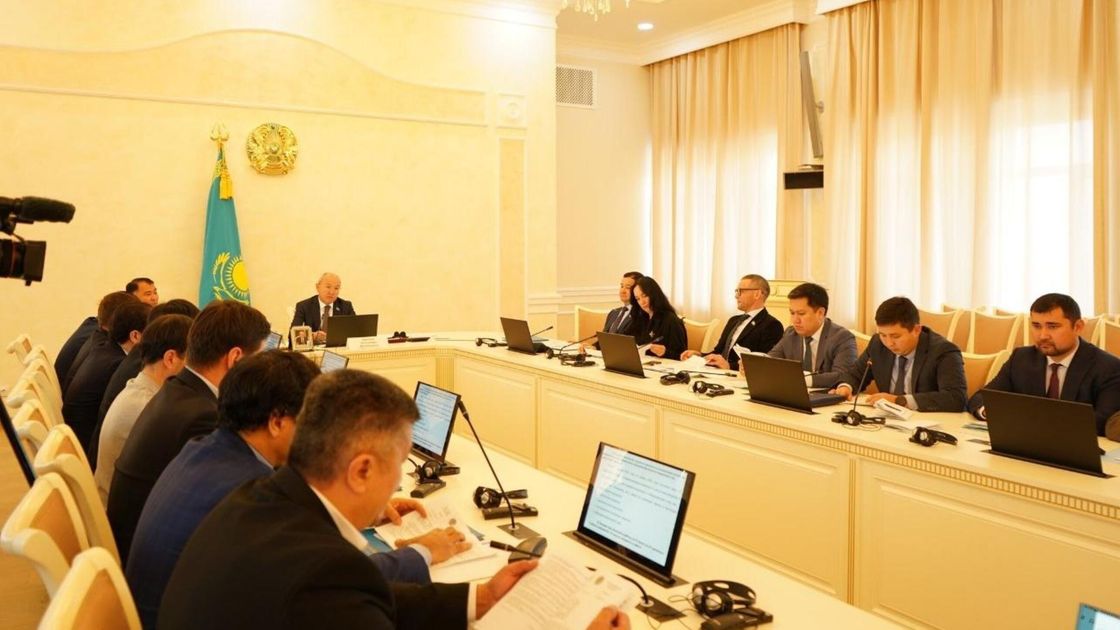 Участники заседания