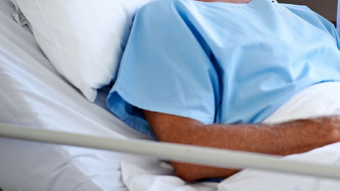 Мужчина в больнице