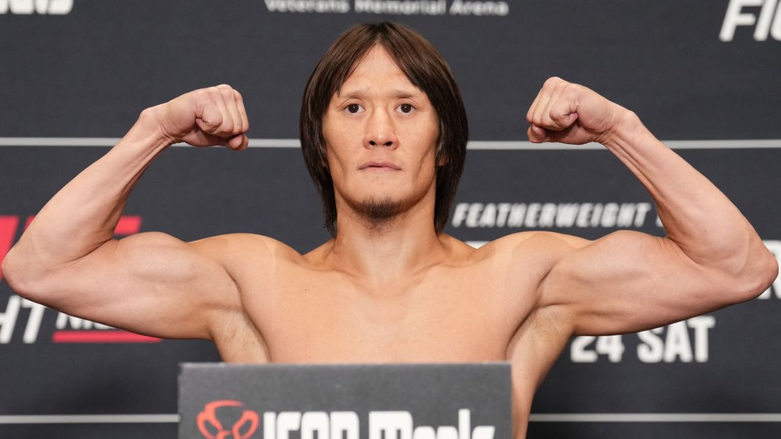 Казахстанский боец ММА Жалгас Жумагулов