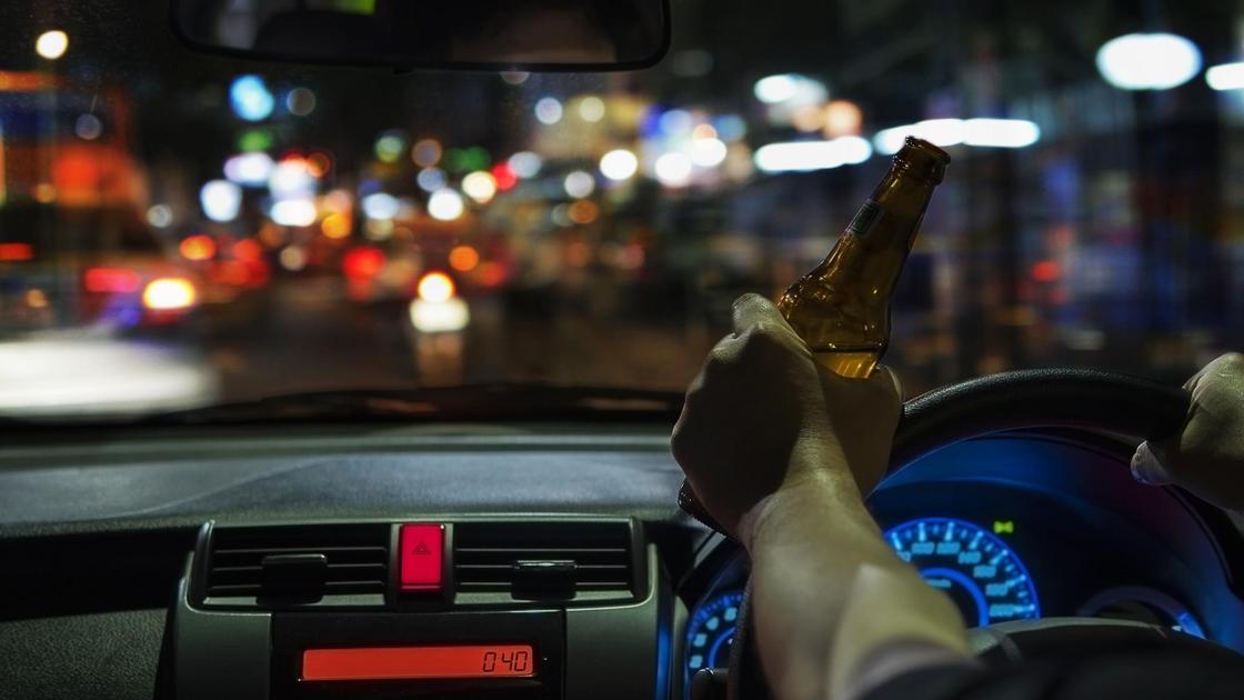 Пьяный водитель за рулем