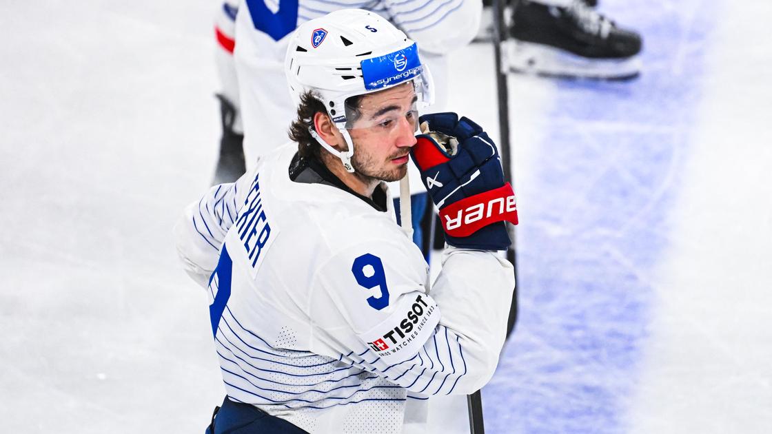 Французский хоккеист Александр Тексье