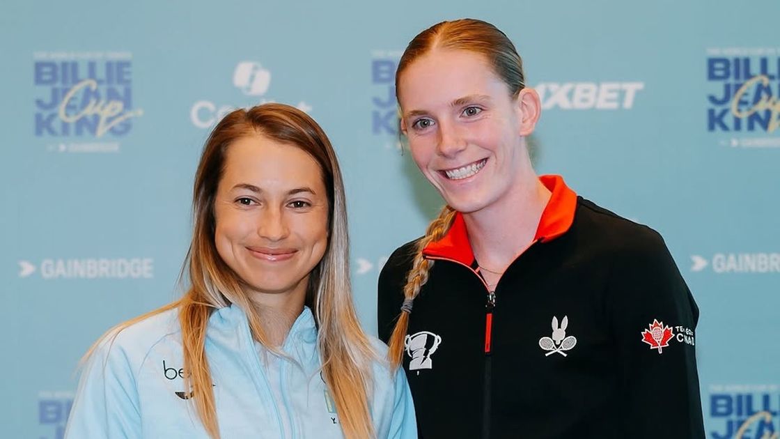 Теннисистки Юлия Путинцева и Кайла Кросс (слева направо)