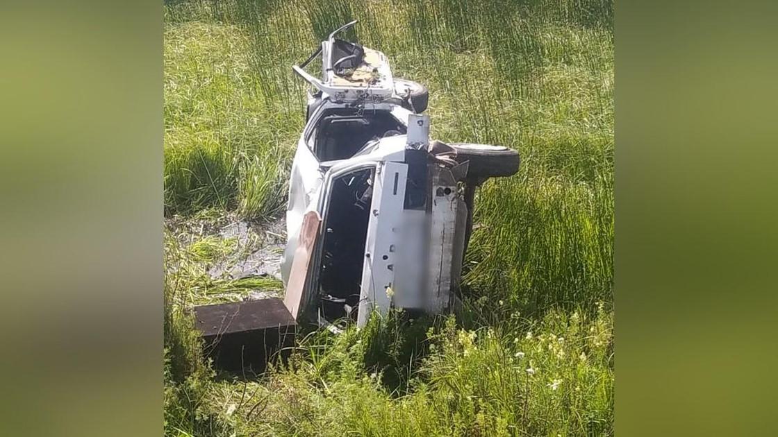 Машина упала в овраг в Акмолинской области