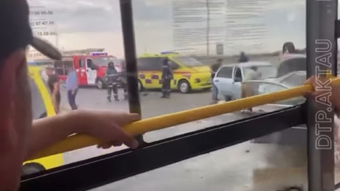 Автомобили попали в аварию
