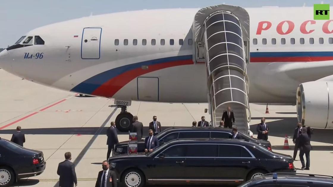 Владимир Путин прибыл в Женеву