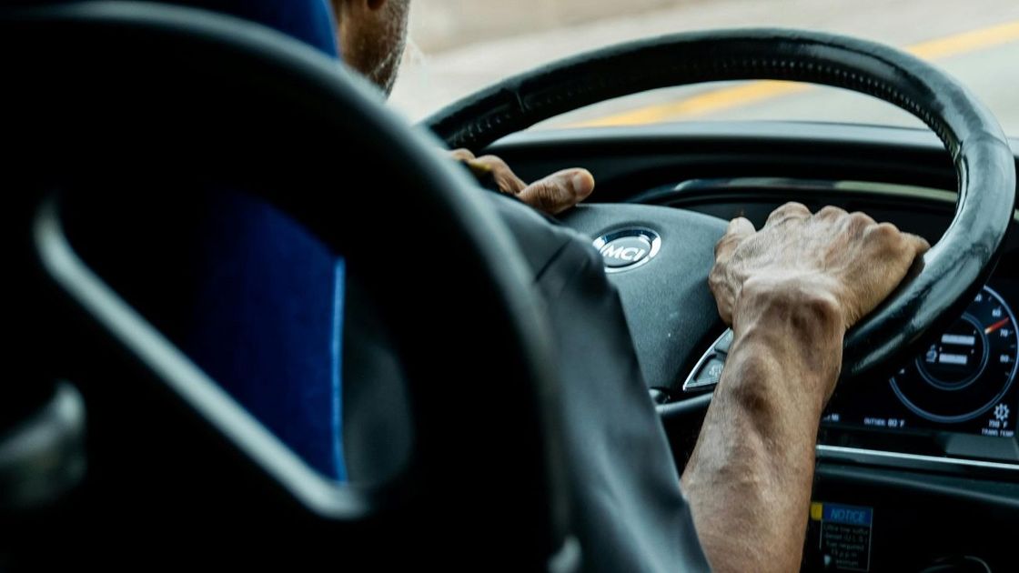 Водитель автобуса