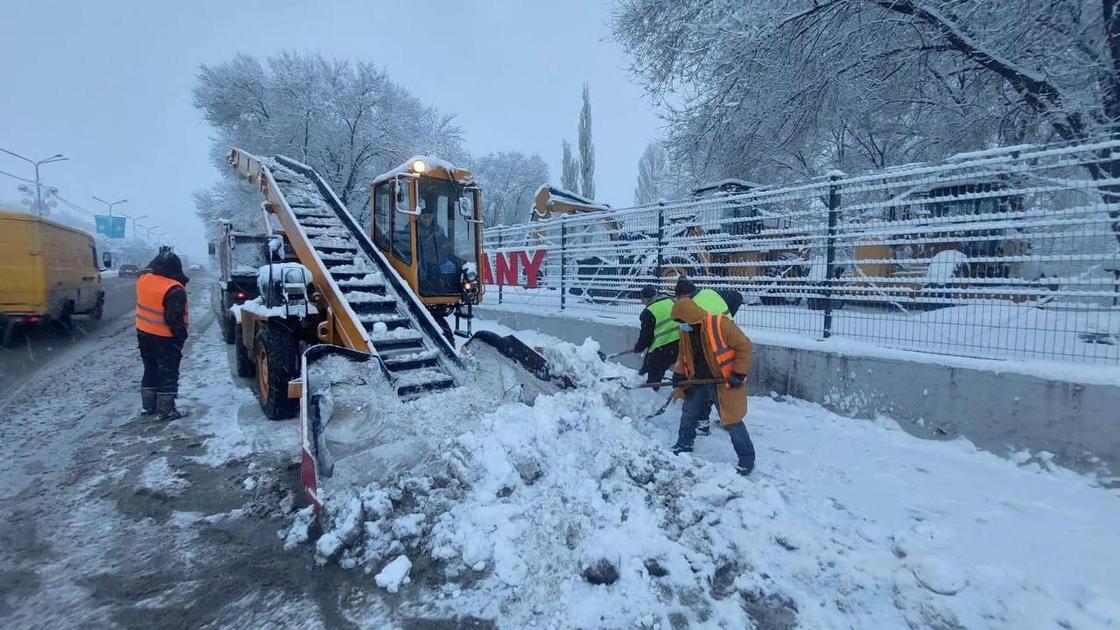 Қар тазалау жұмыстары