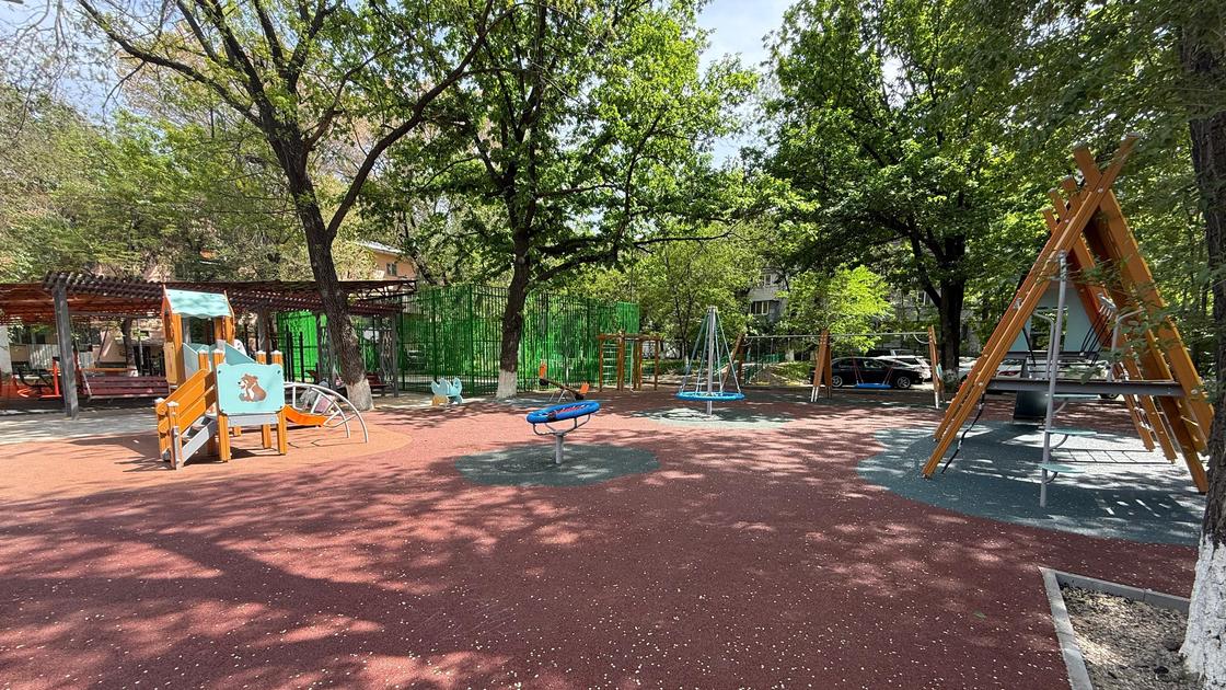 Двор жилого дома