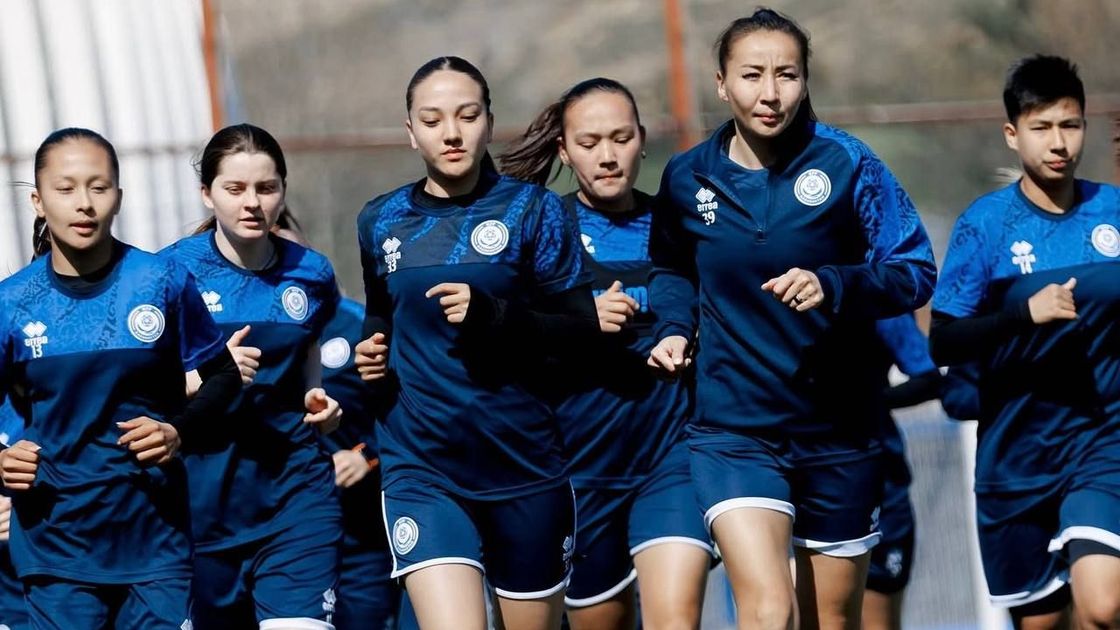 Женская сборная Казахстана по футболу