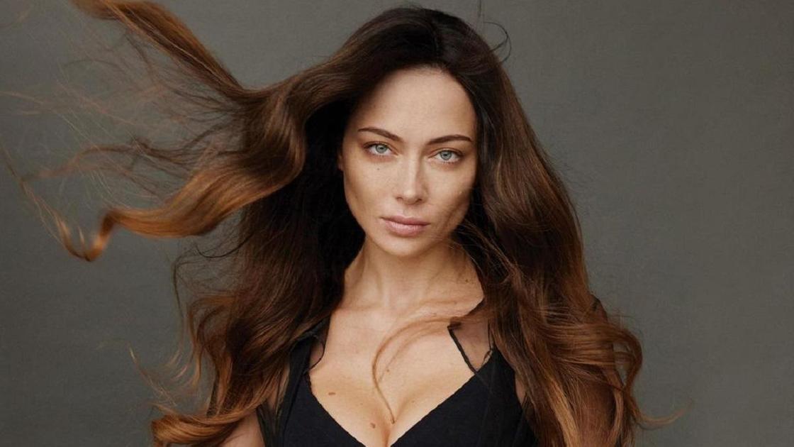 Настасья Самбурская