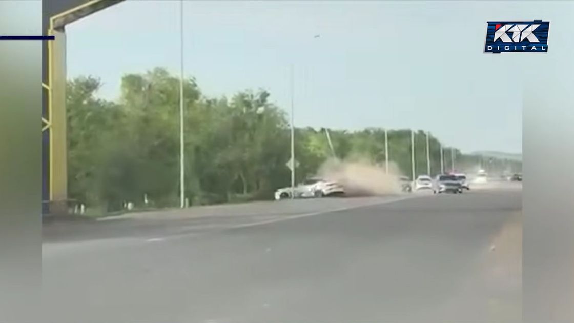 Автомобиль попал в аварию