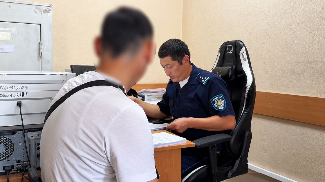 Задержанный в отделении полиции